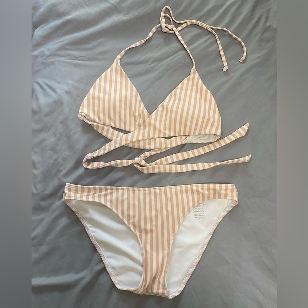 Hollister Wrap Triangle Bikini Top + Bottom, Size S